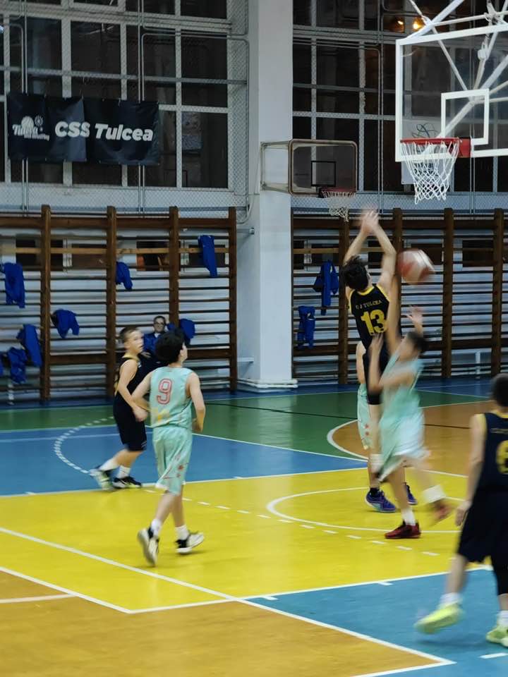 Baschet, semifinal/Regal de baschet la Tulcea cu U14