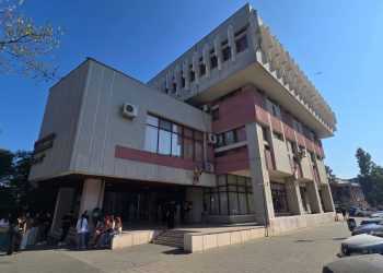 Sărbătoare la bibliotecă! E Ziua Bibliotecii Județene „Panait Cerna” din Tulcea