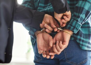 Bărbat reținut pentru furtul unui mixer audio