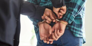 Bărbat reținut pentru furtul unui mixer audio