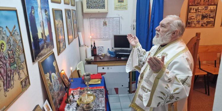 PS Visarion, cu Sf. Liturghie și rugăciune la “Spiru Haret” din municipiu