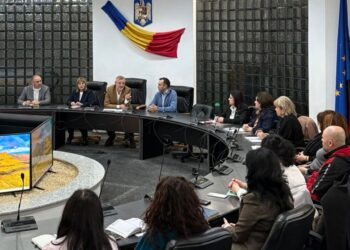Valul de sinucideri printre elevi l-au pus pe gânduri pe prefect
