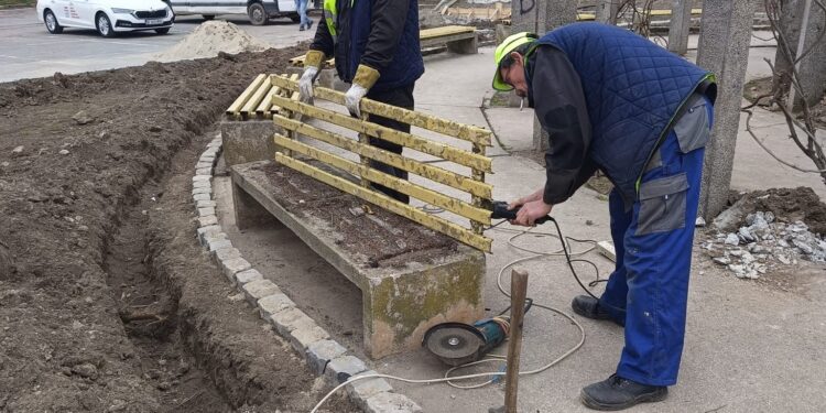 S-a pornit curățenia de primăvară – o campanie pentru regenerarea orașului