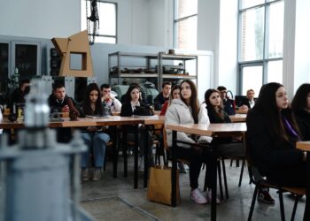 Caravana Meseriilor cu proiectul “Îndrăznește Să Mergi Mai Departe”, despre ce presupune un anumit drum profesional