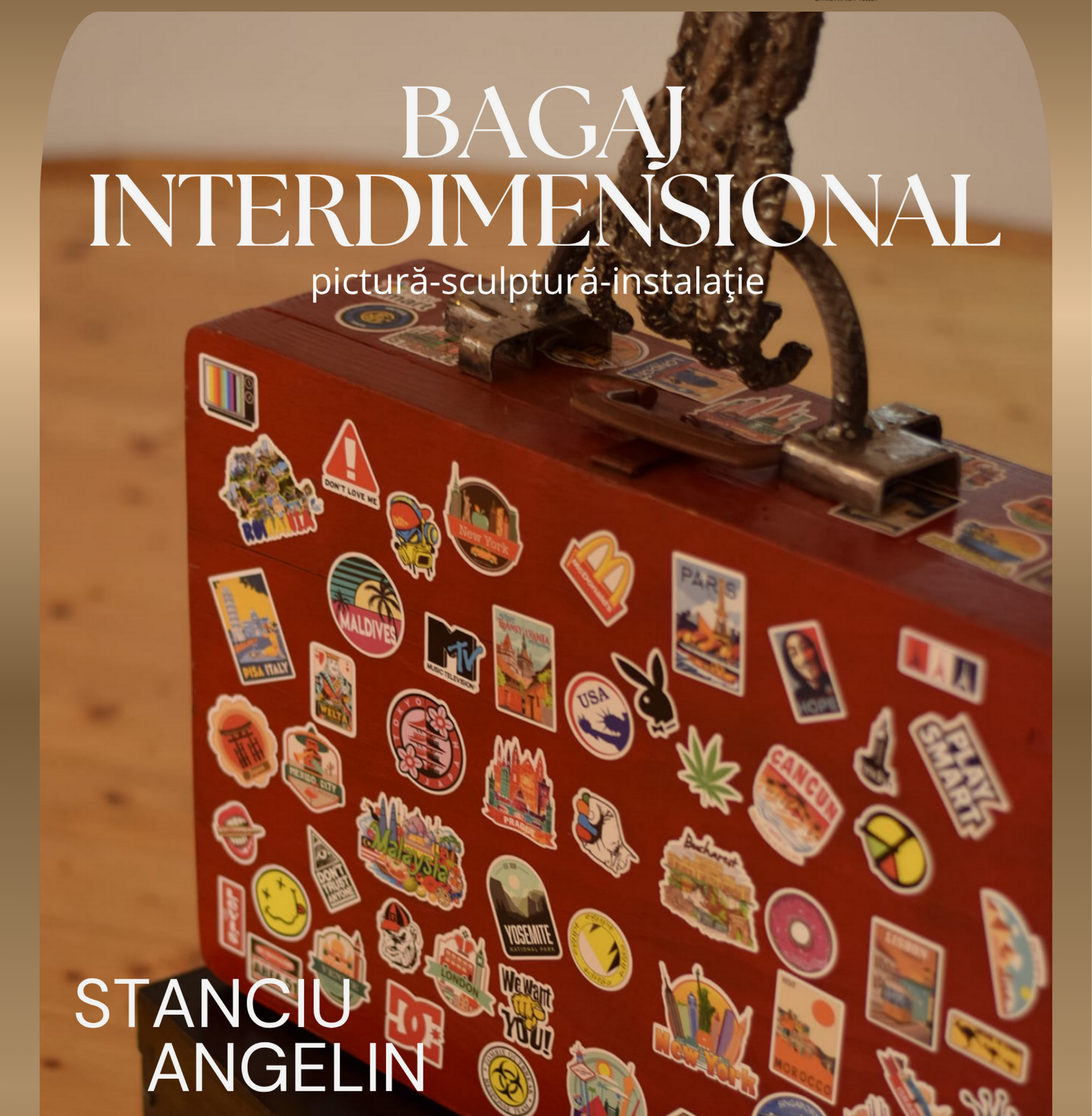 Expoziția „Bagaj Interdimensional”, pe simezele Casei Avramide