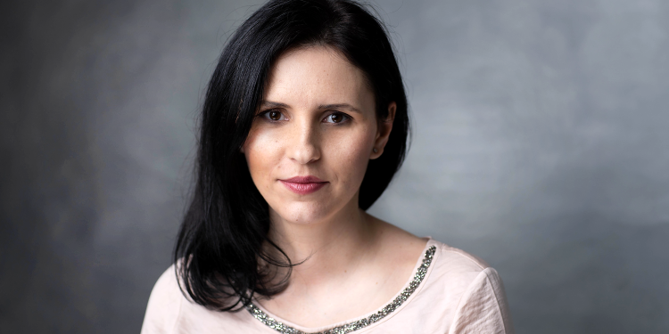 Sondaj/ Job-ul la spital, cel mai sigur. Recalificarea, soluția de a depăși criza economică