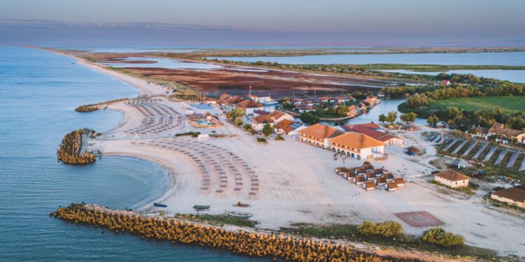 Din noul sezon, Gura Portiței Resort are niște condiții „altfel”