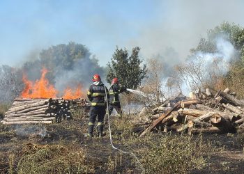 Incendii la Văcăreni și la Cataloi