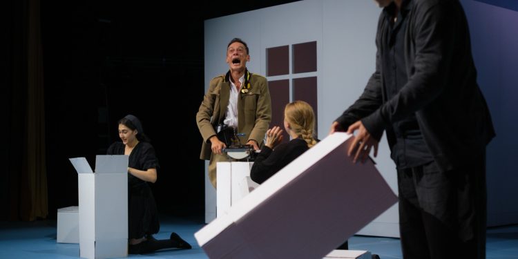 „Familia Tot” revine la Jean Bart…