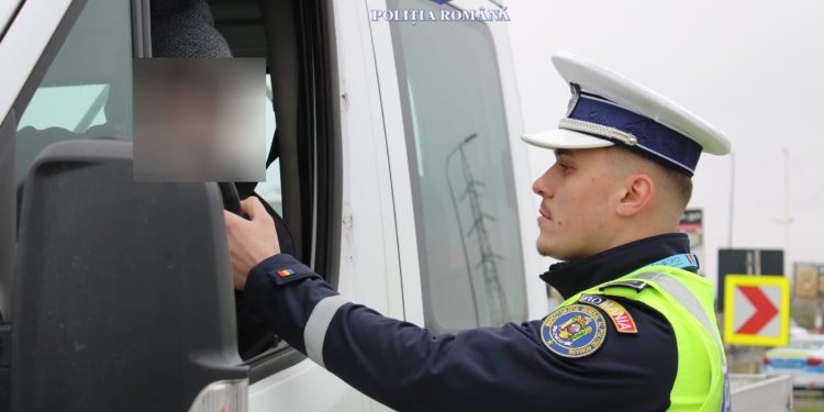Acțiune a Rutierei pe „Focus on the road”, gen vorbitul la telefon în timpul șofatului