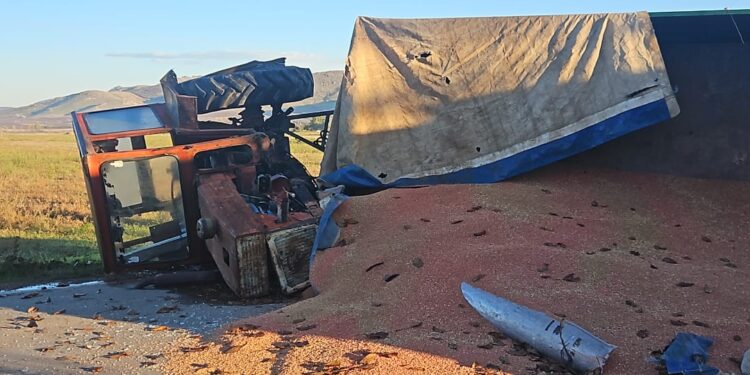 Grav accident rutier pe un drum comunal, aproape de Greci