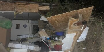 Un mal de pământ s-a prăbușit peste o casă în Măcin