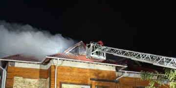 Foc la o pensiune din Mahmudia