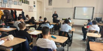 Despre droguri, cu elevii a două licee de top din Tulcea