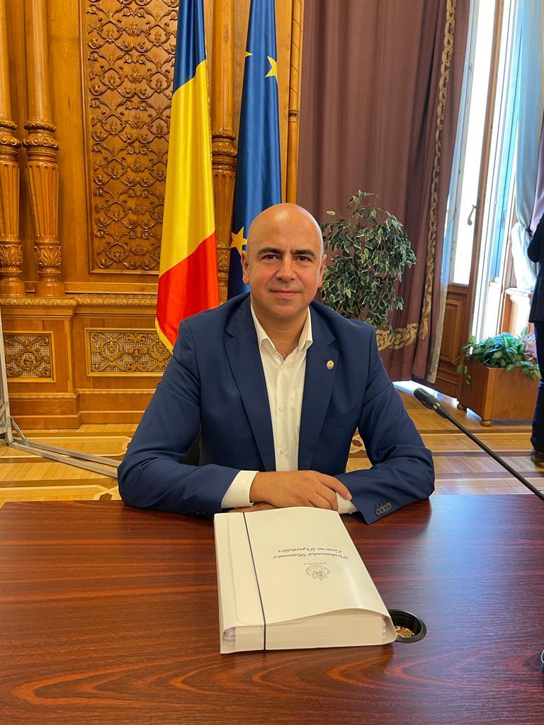 Prețul la lemnul de foc va fi plafonat pentru o perioadă de 6 luni