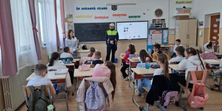 Educație rutieră la liceul din Isaccea