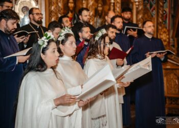 Muzică sacră la Biserica „Sfânta Treime” din Tulcea, alături de Arhiepiscopul Tomisului, IPS Teodosie