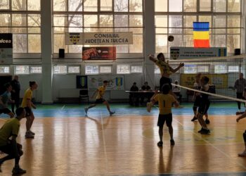 CSS Tulcea și CSU Știința București sunt calificate în turneul final. Între ele joacă duminică