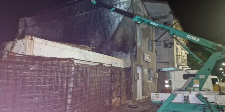 Incendiu, astă-noapte, în proximitatea unei pensiuni din Sulina
