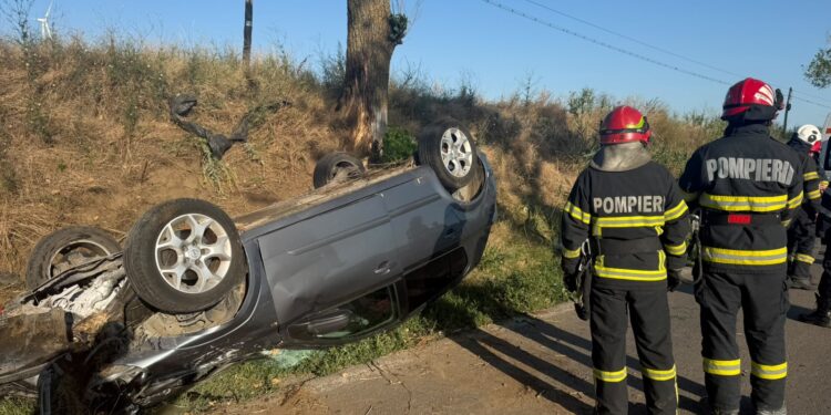 Încă o mașină s-a răsturnat pe drumul Tulcea- Agighiol