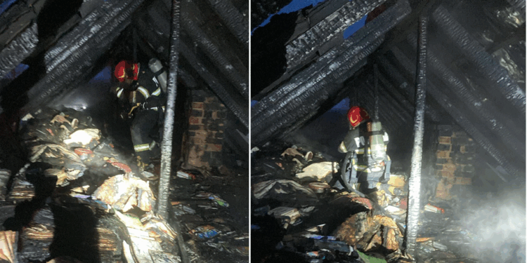 Incendiu la o locuință în Măcin. Podul casei era plin cu cărți