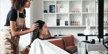 Controale ITM/ Amenzi dure pentru coafeze cu muncă la negru