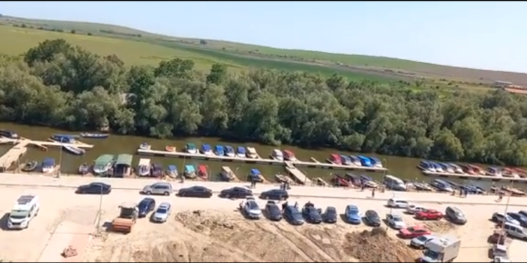 Jandarmii asigură ordinea la evenimentul „Low and Loud” din zona debarcaderului din Murighiol