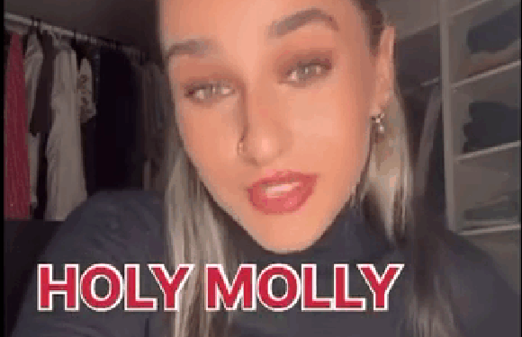 Diseară, cântă Holy Molly la Târgul de Crăciun din Tulcea