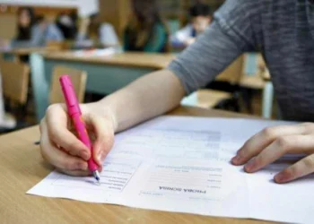 Începe Evaluarea Națională pentru absolvenții clasei a VIII-a