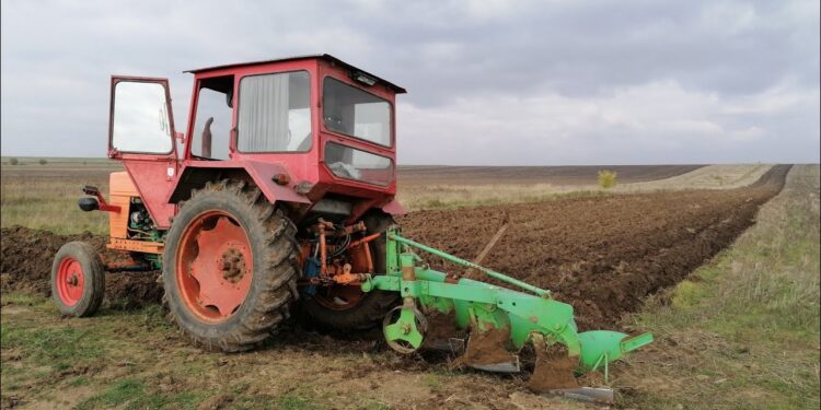 Fermierii primesc banii pentru motorina subvenționată pe primele 3 luni ale anului