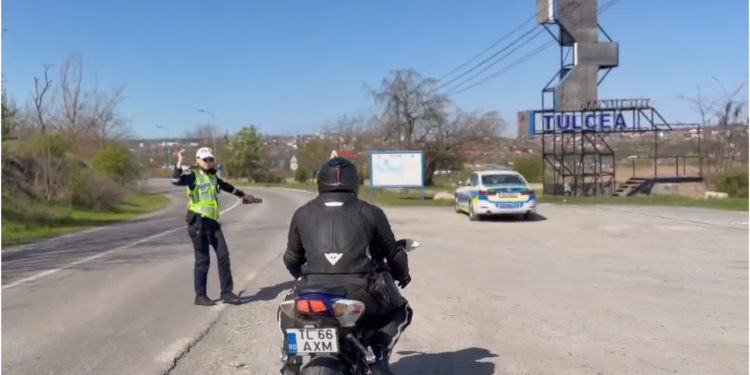 Viața pe două roți- libertate, dar și vulnerabilitate