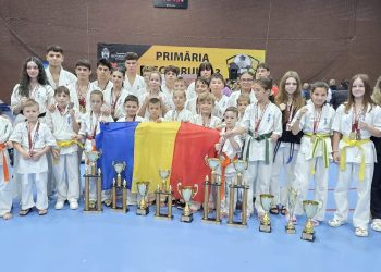 Locul 2 din 52 de cluburi obținut de karatiștii tulceni la Internaționalul „ Romanian Open – 2025”- București
