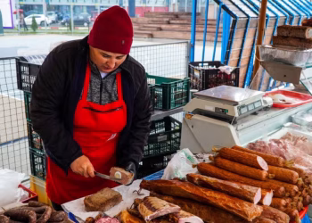 În febra cumpărăturilor, evaziune „pascală” de 62.000 de lei