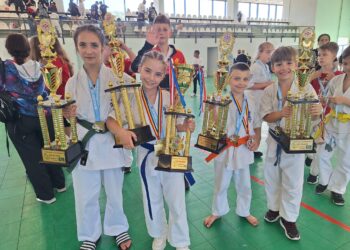 Cum luptă în țară și afară pe tatami, karatiștii au arătat și la Babadag în „Danube Delta Cup International”